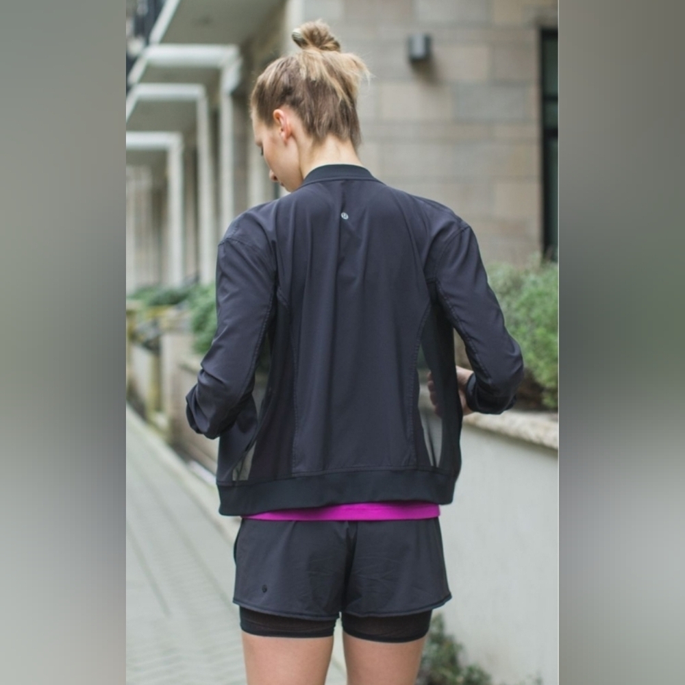 Lululemon Noir Jacket II Black size 4 new no tag